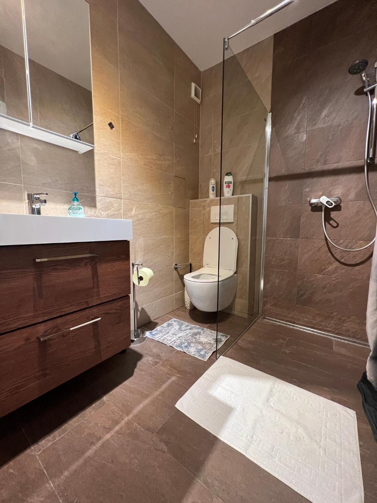 Aura'S Serenity Apartment Wiedeń Zewnętrze zdjęcie